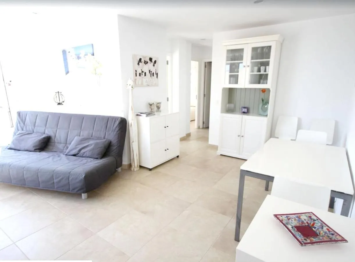 Seaside Jacuzzi Terrace Apartment: Puerto Pollenca Beachfront Port de Pollenca 0*,  Spain