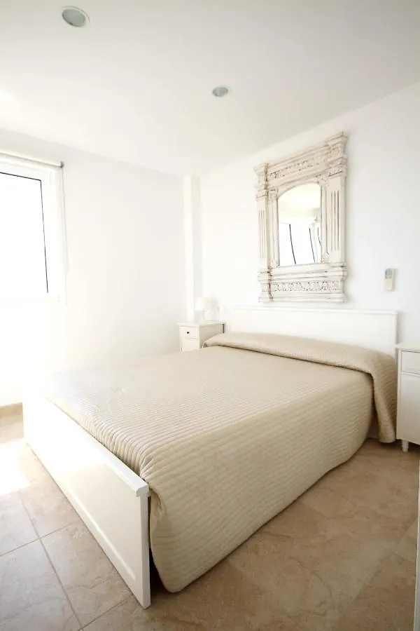 Apartment Seaside Jacuzzi Terrace Apartment: Puerto Pollenca Beachfront Port de Pollenca